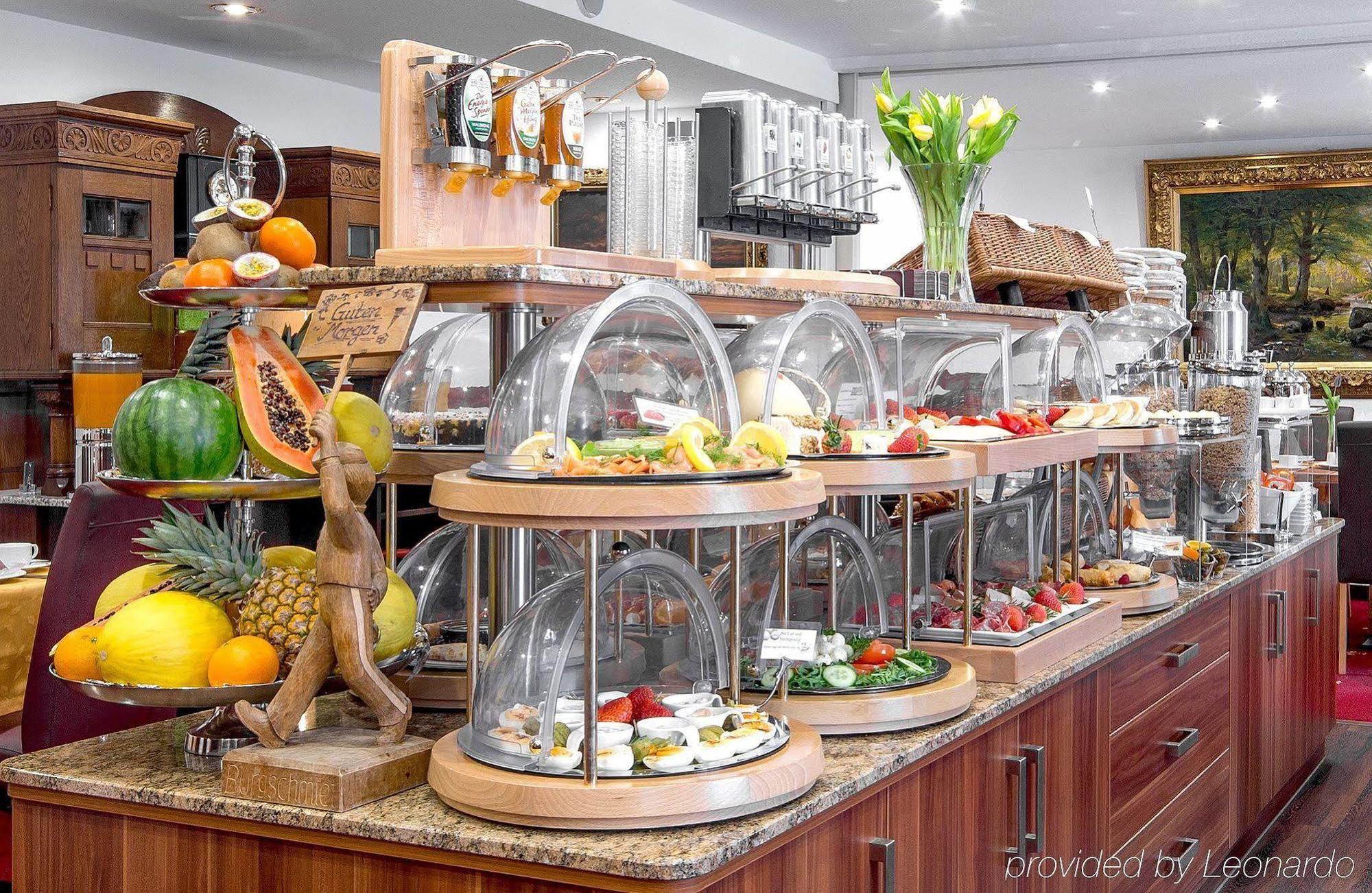 Tiptop Hotel Burgschmiet Garni Nuremberg Luaran gambar